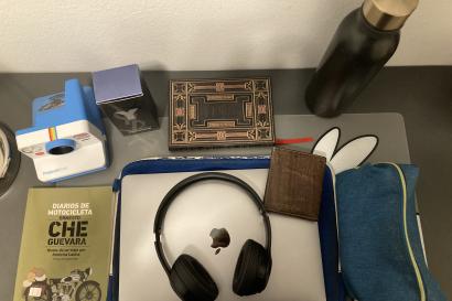 Things on desk