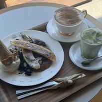 Ice cream and coffee at a Gwangalli Beachside cafe 