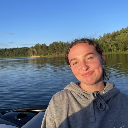 Jade Estling Headshot