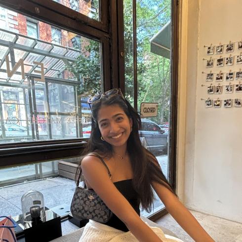 Sanjana Perungulam Headshot