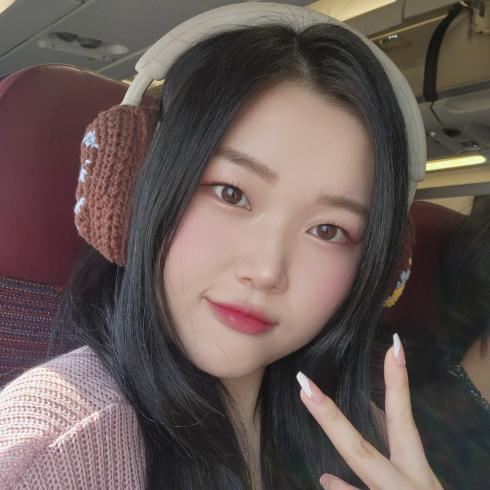 Yubean C. Choi Headshot