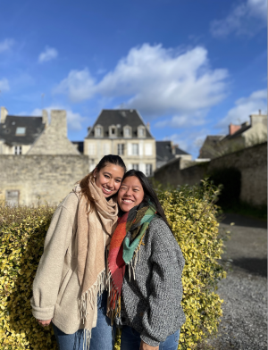 two students posing for photo in Nantes