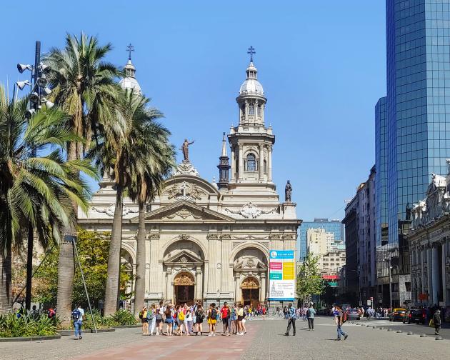 the main square in Santiago, Plaza de Armas
