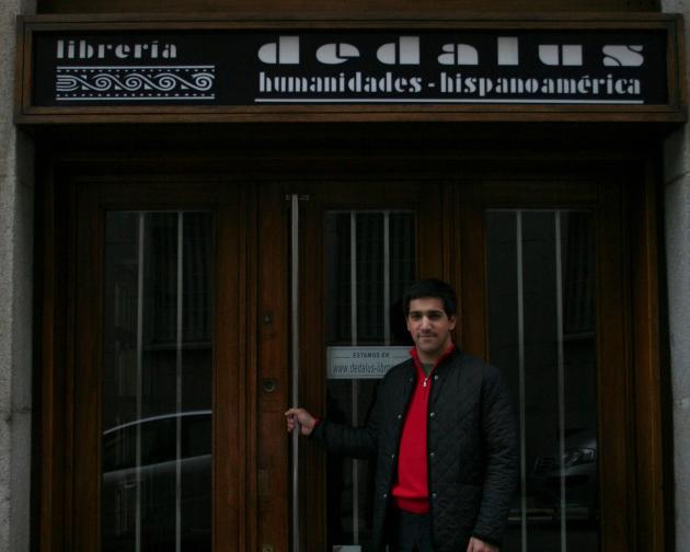 Paolo Santonocito in front of Delalus
