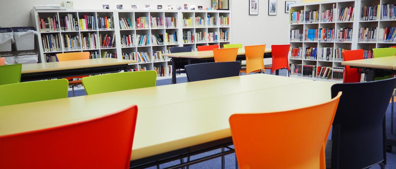 IES Abroad Tokyo center chairs and tables