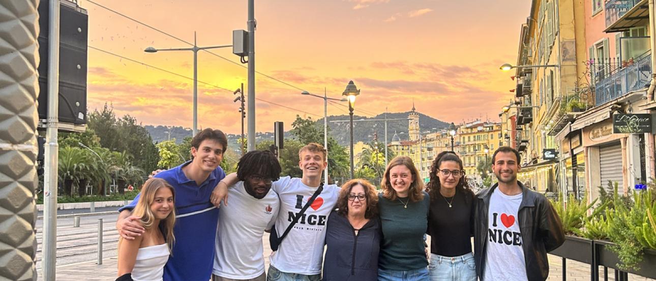 IES ABROAD NICE•  Group Photo •  Sunset