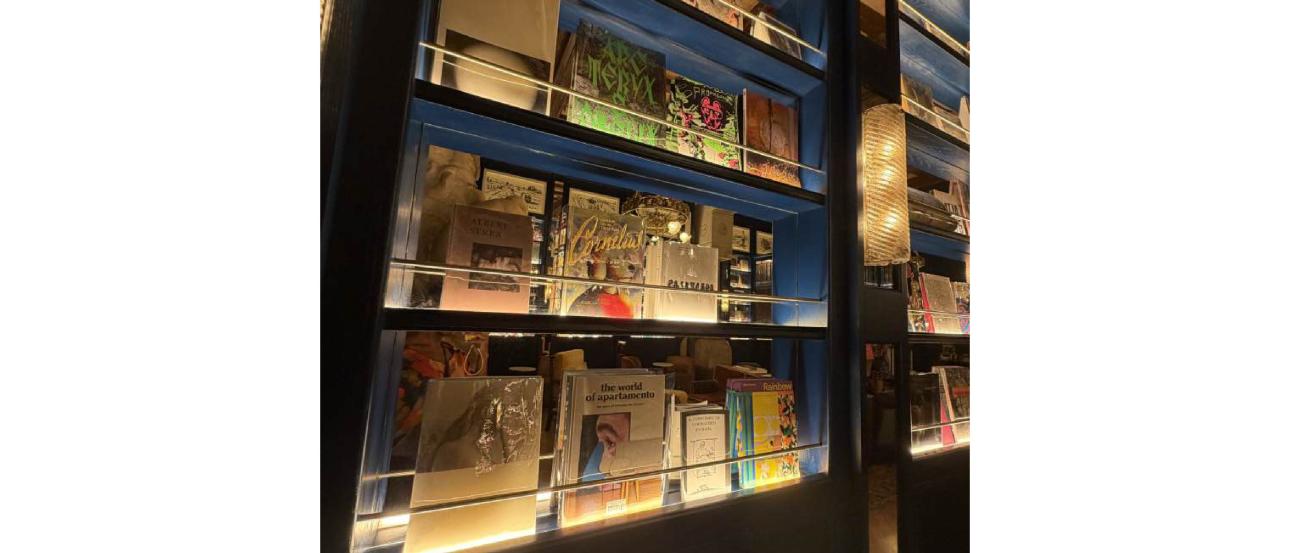 The following image includes books from Hotel España