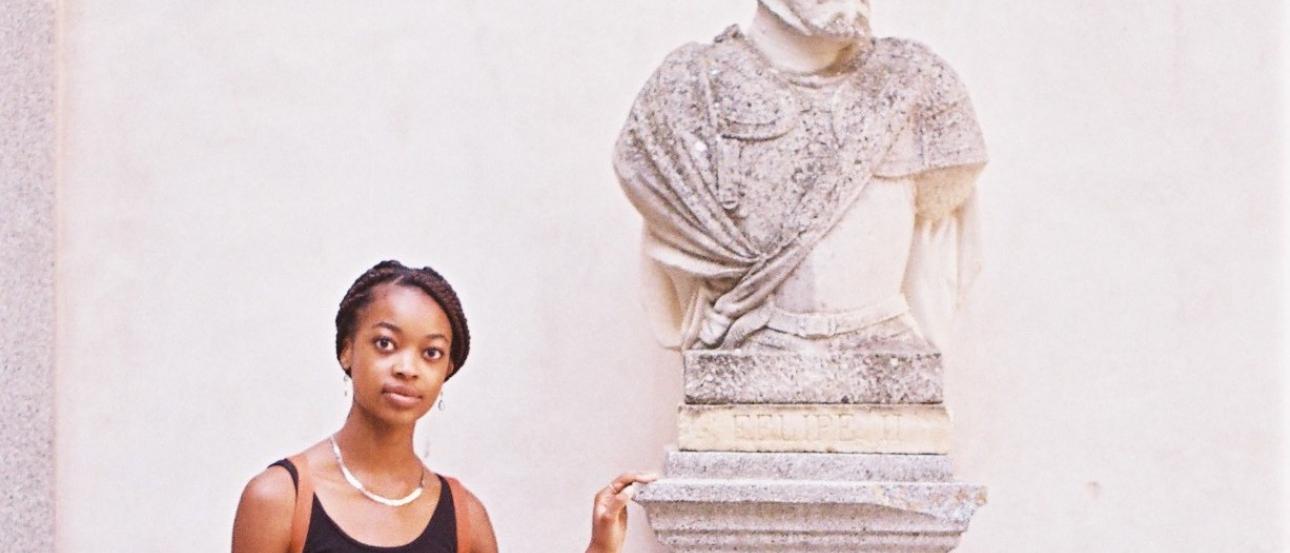 Habiba with Felipe II