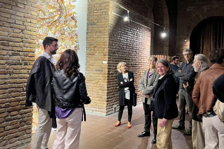 The opening of Stacy Lynn Waddell's exhibit "A Moon for a Sun" was a success and a night that I won't forget. So many of my friends from IES came along with other American associates in Rome and passionate Italian art-lovers.