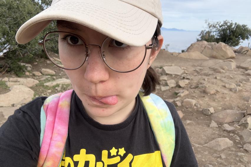 A selfie of Miya Matsumune at the summit of Manquehue
