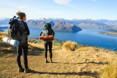 two students backpacking in New Zealand's mountains