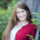 headshot, oldenburg outdoors and smiling