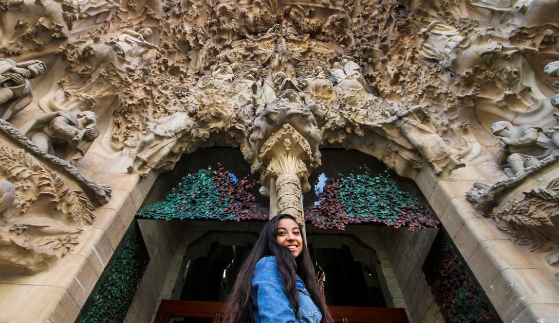 student entering Basílica de la Sagrada Família in Barcelona