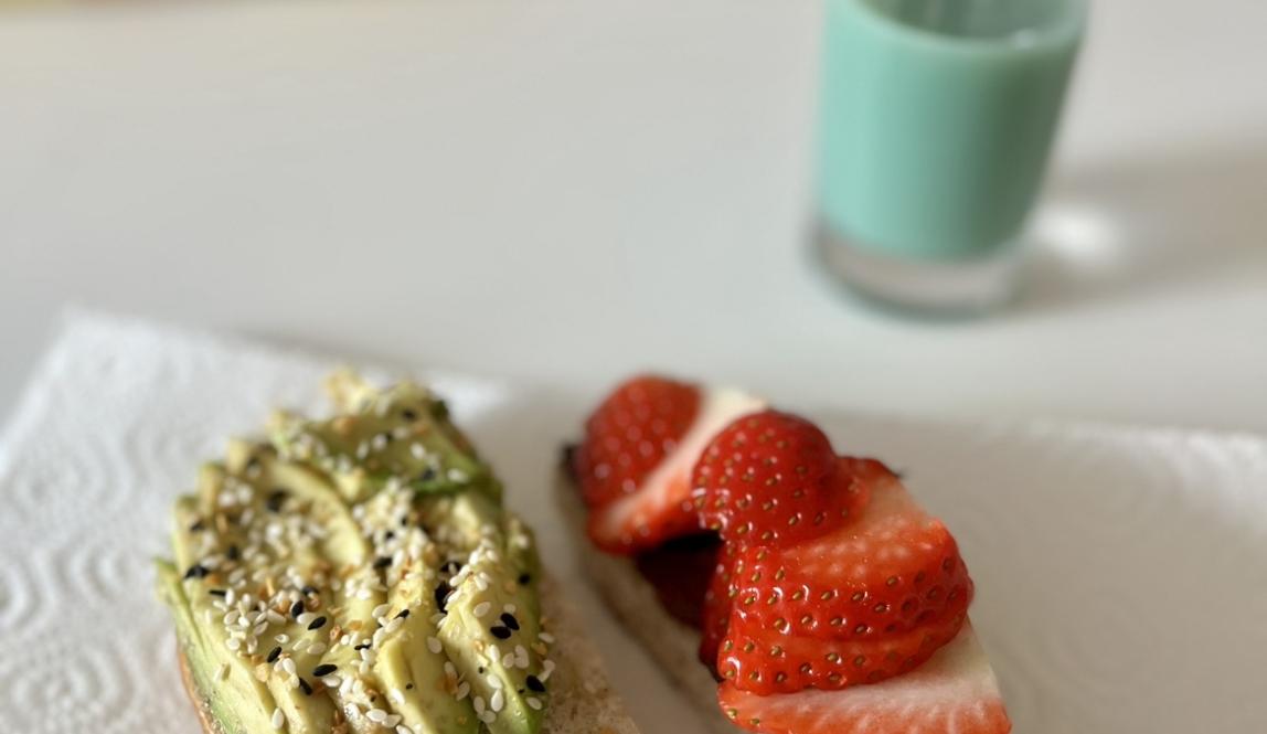 bread with avocado and Nutella with strawberries