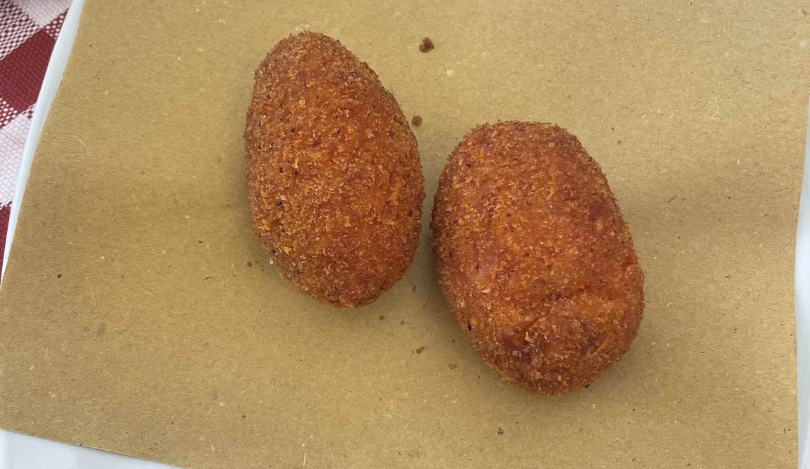 Picture of fried rice balls.