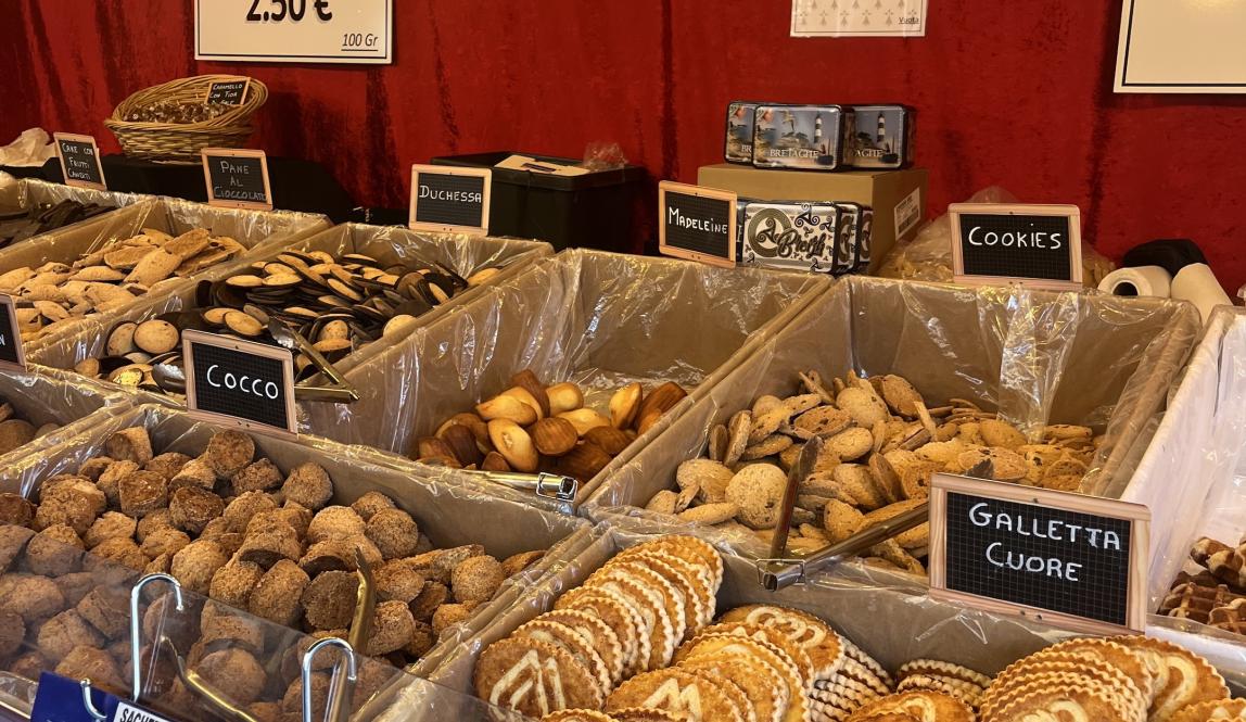 Photo of the treats at the Florence Christmas Market 