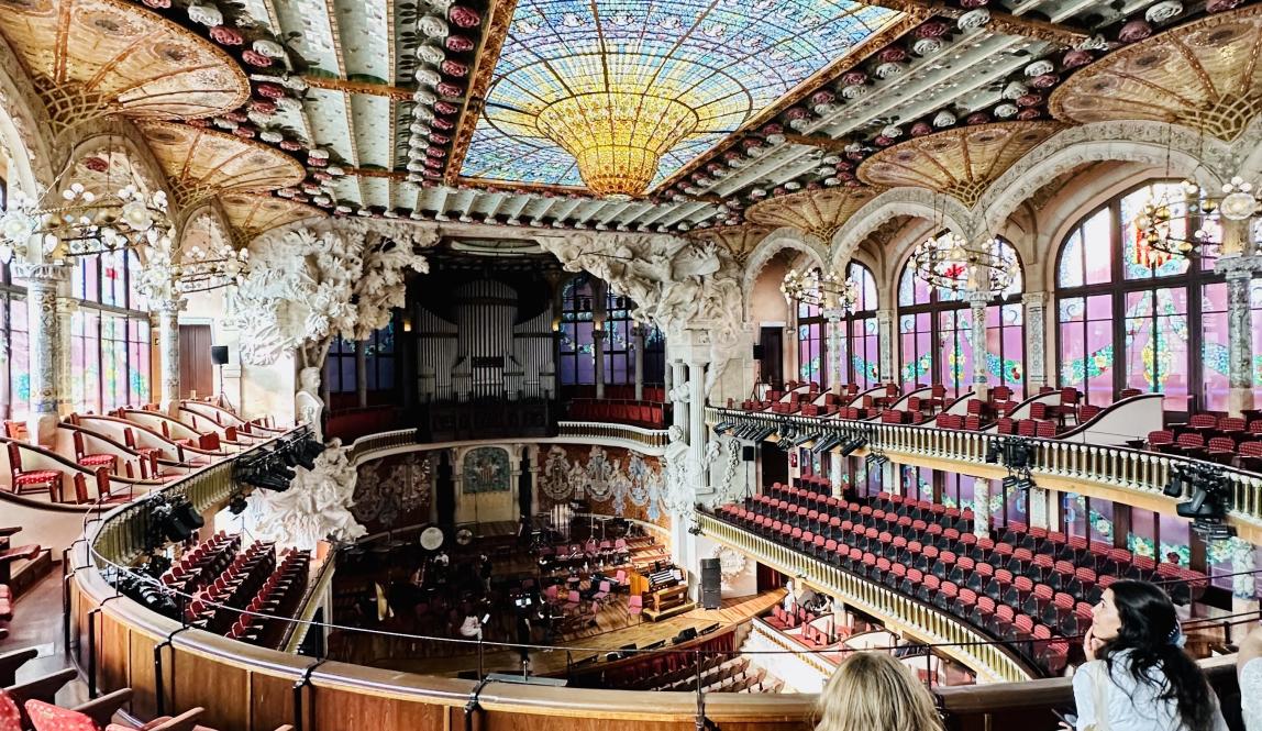 Image of Opera House in Barcelona