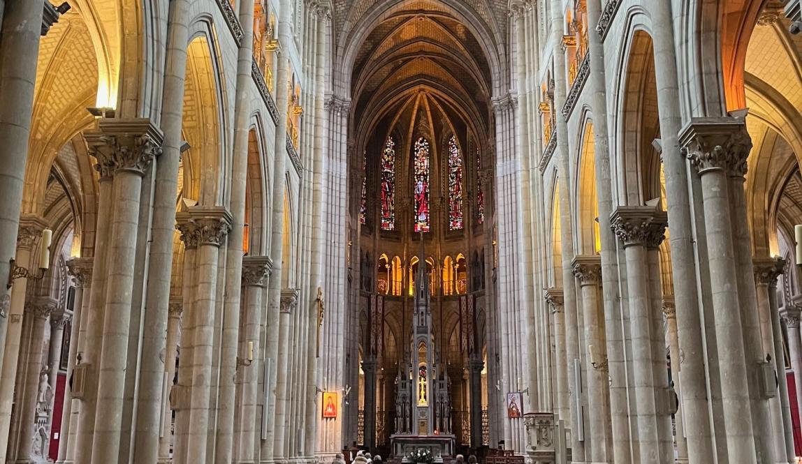 St. Nicolas Interior