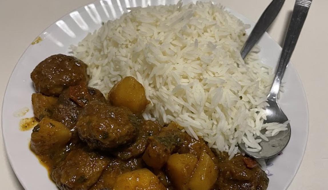 plate of rice and chicken kofta