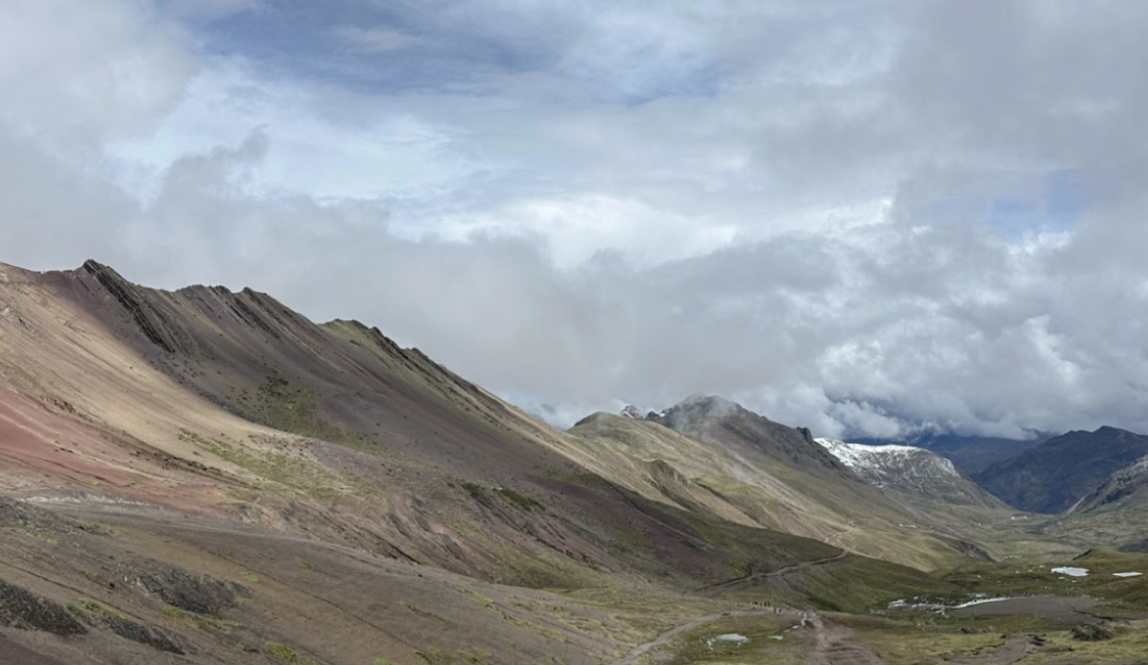 Red Valley (next to Rainbow Mountain)