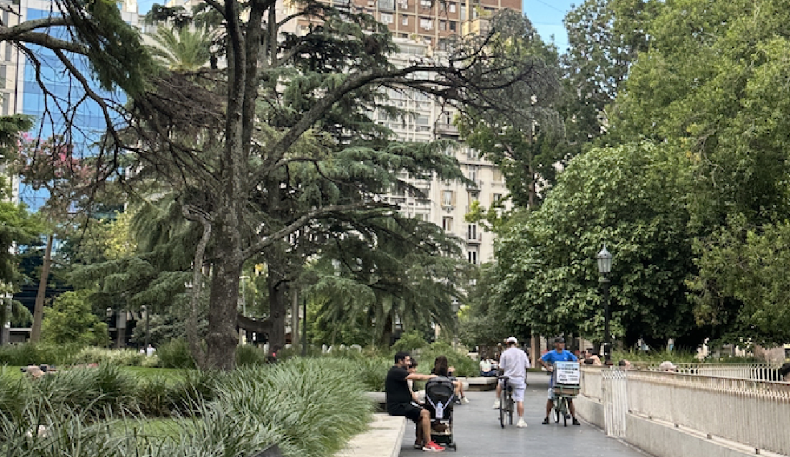 Plaza Lavalle