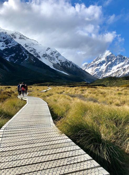 the Hooker Valley trek in Aoraki Mount Cook national park