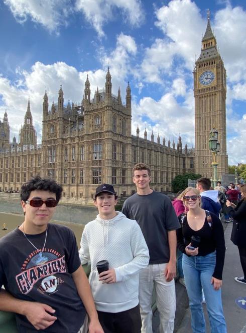 Fall 22 group in London