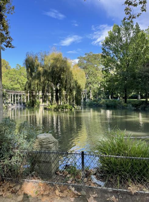 Paris Parc Monceau pond