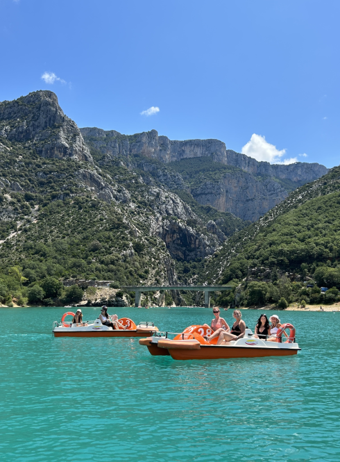 Students in boats in Nice