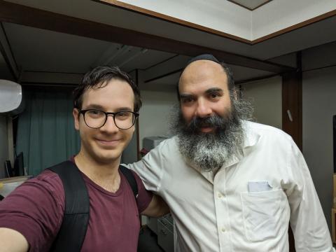 A selfie of Zev Ross and Rabbi Mendi Sudakevich