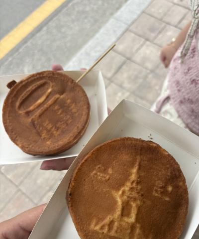 This is a photo of the street food "십원빵" found in Gyeongju-- a street food of bread filled with cheese.