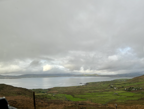 Green cliffs to the water