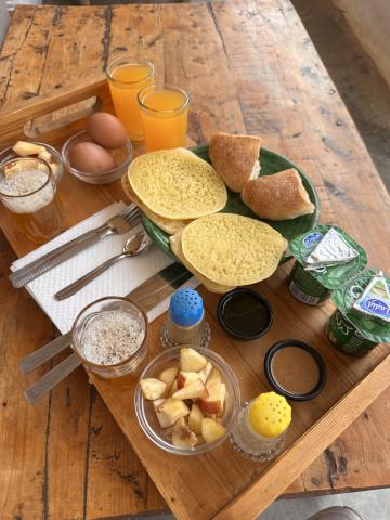 Earth Hostel Breakfast