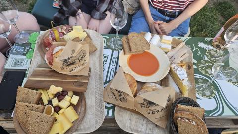 A food and wine spread from Mayer am Nussberg on top of Kahlenberg.