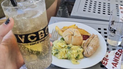 Food and drink from the Vienna City Beach Club.