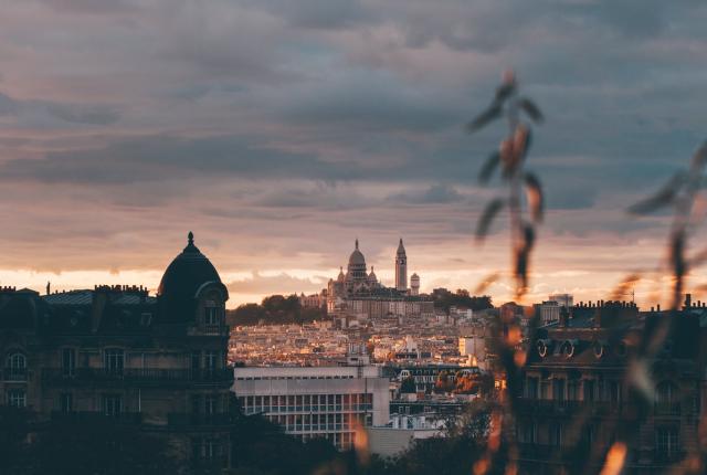 “View of Montmartre from Parc des Buttes-Chaumont during sunset.” By Seung L. • University of Illinois at Chicago, Fall 2018 Photo Contest Winner