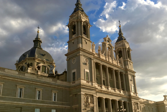Catedral de Santa María la Real de la Almudena in Madrid
