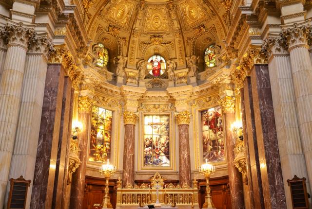 Exploring the inside of the gilded Berlin Cathedral.