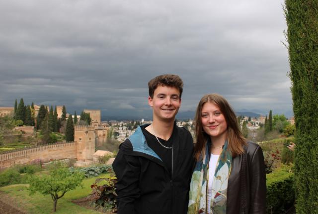 IES Abroad Students visiting La Alhambra in Granada