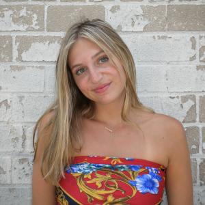 Isabel Kolodesh headshot