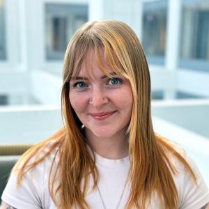 kayti everette headshot