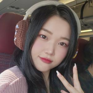 Yubean C. Choi Headshot