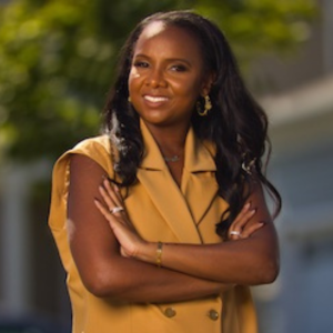 Headshot of Tammira Lucas