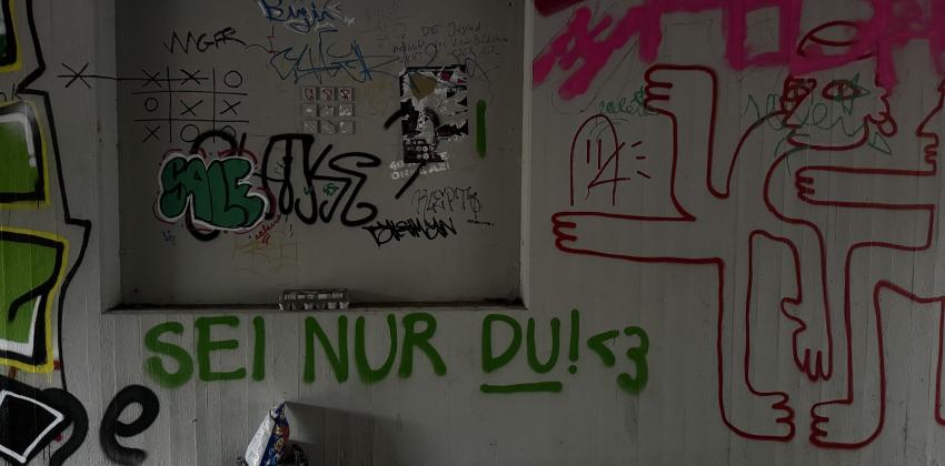 Graffiti with a good message to just be yourself 