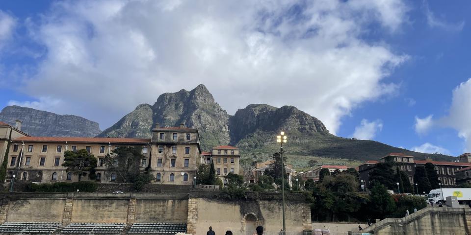 Image of University of Cape Town with the iconic Table Mountain and Devils Peak in the background. 